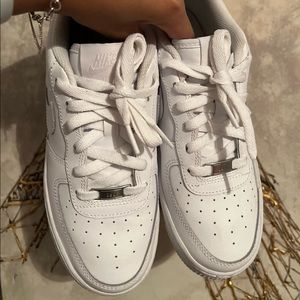 Nike Air Force 1s GS